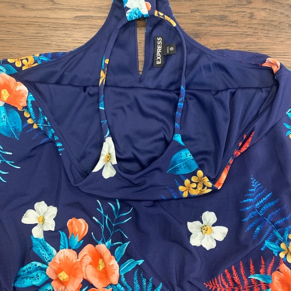 Express top - Picture 3 of 5